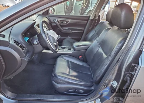 2015 Nissan Altima 2.5 z USA, uszkodzony, nr VIN 1N4AL3AP0FN365272